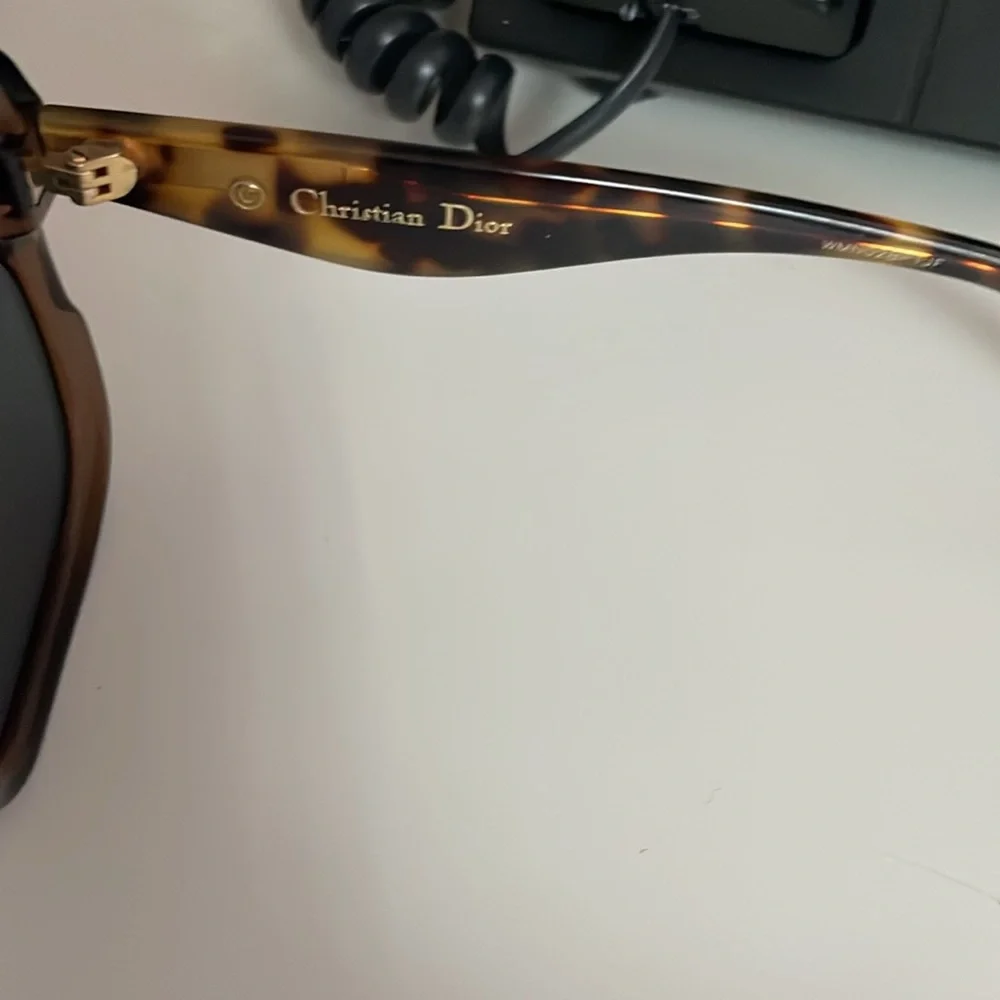 Dior Nuance Sunglasses - Picture 3 of 6